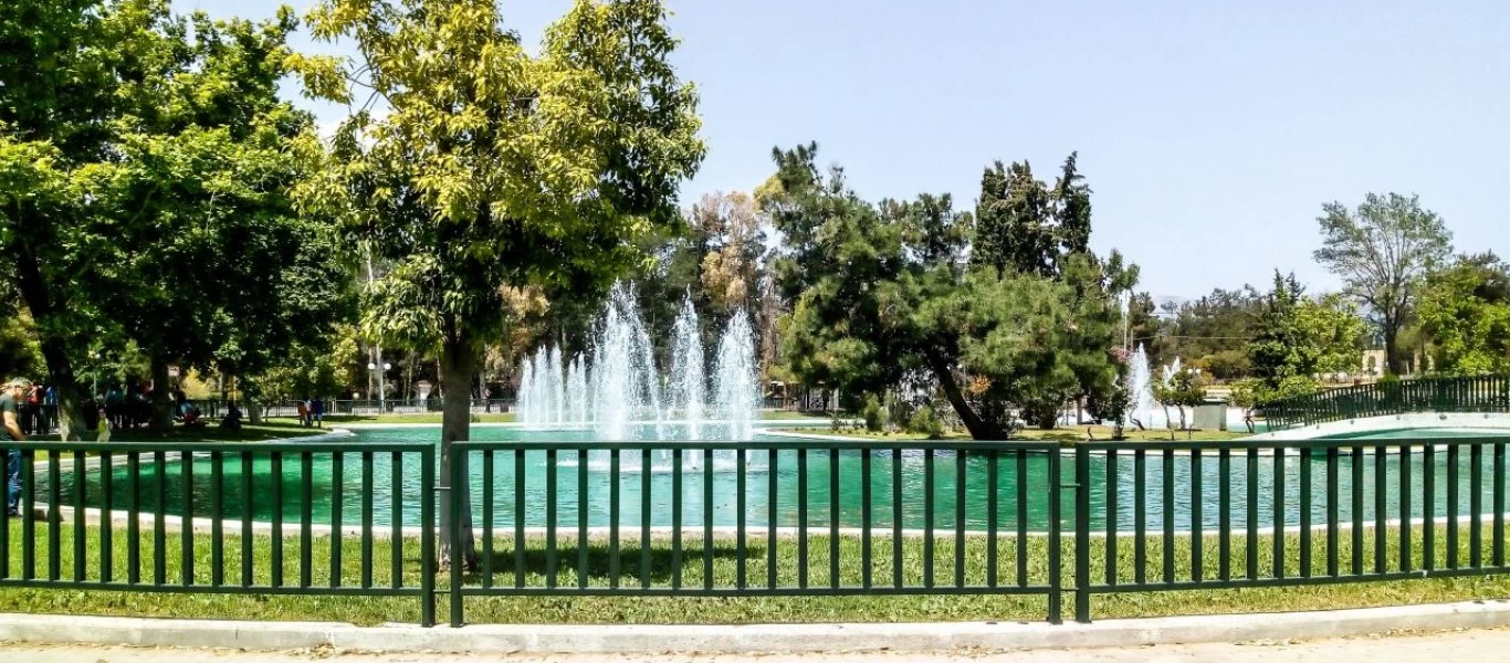 Στιγμές τρόμου στο Άλσος Ν.Φιλαδέλφειας: Επίθεση με μαχαίρι σε ζευγάρι από έξι κουκουλοφόρους